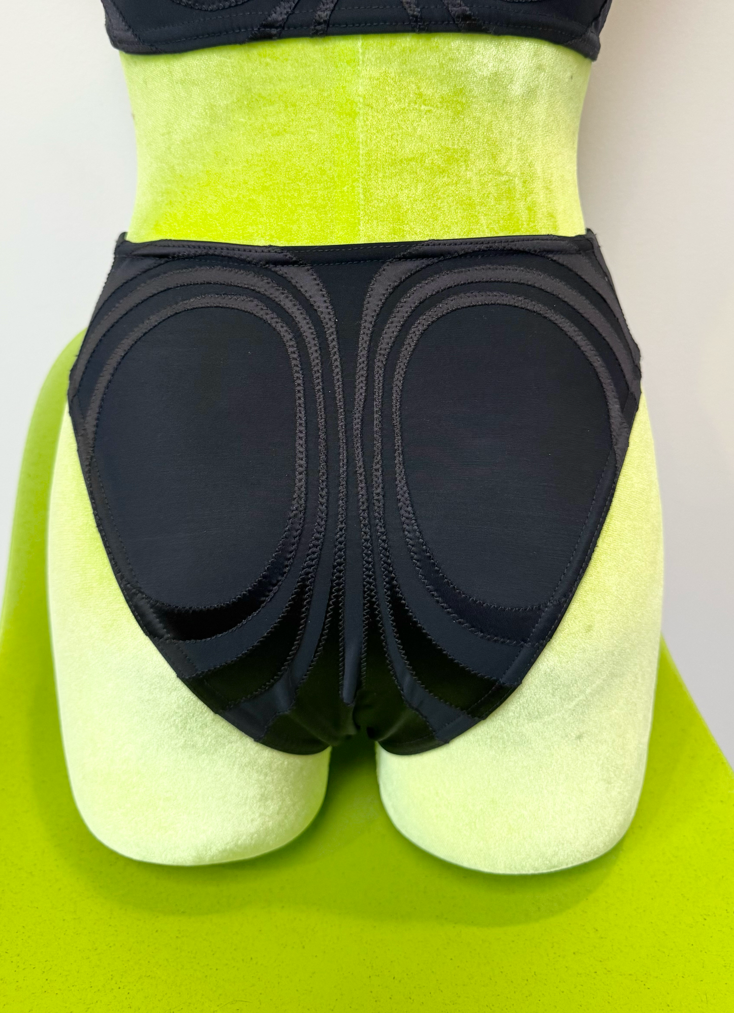 *SAMPLE* Black Form Bikini Bottom, S