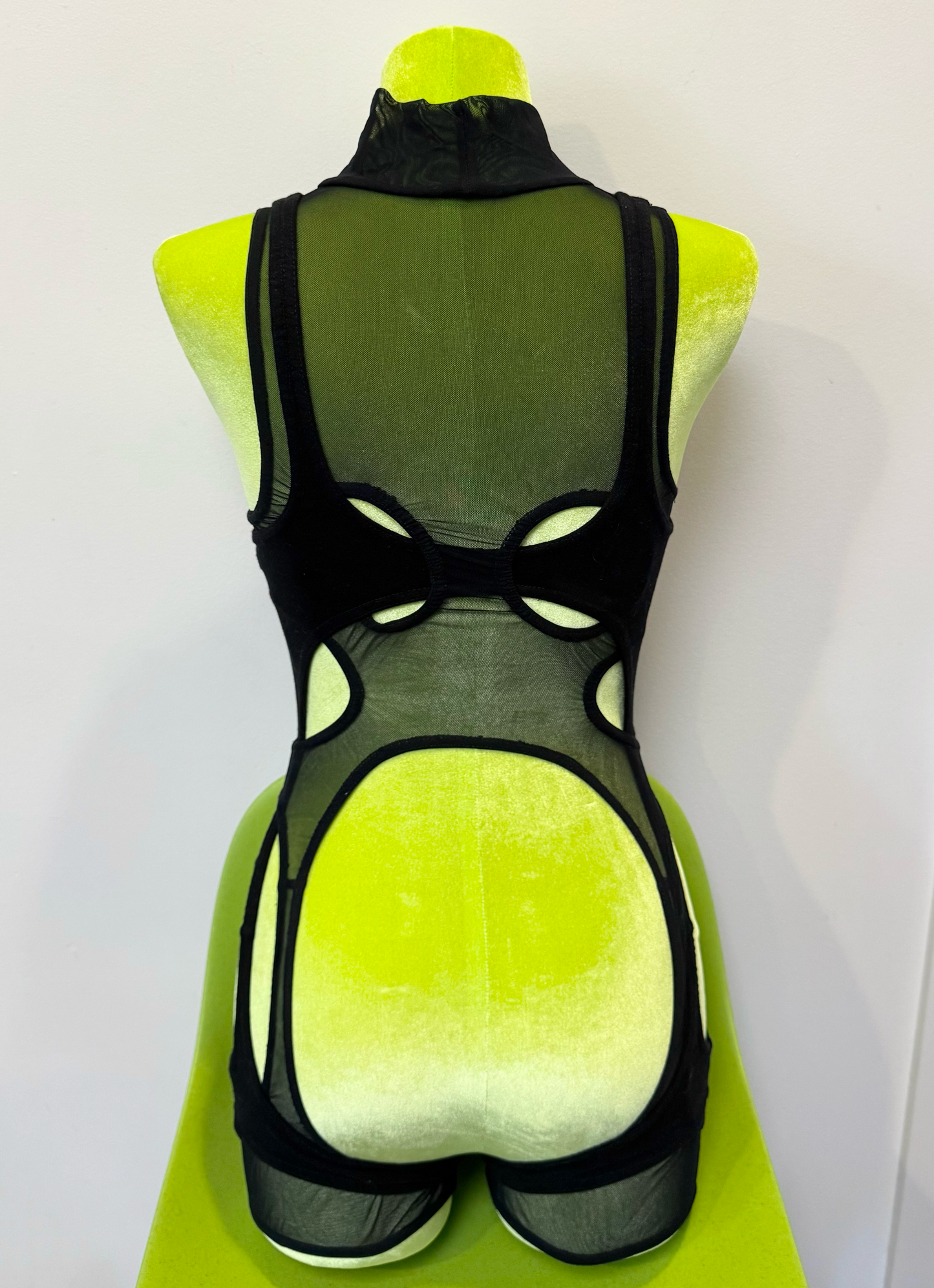 *SAMPLE* Black Linked Suspender Tank, S