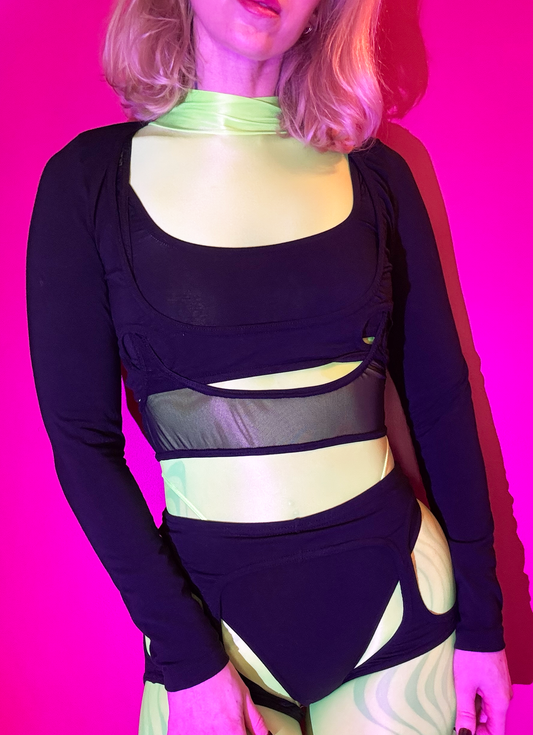 *SAMPLE* Black Linked Sleeves, M (wide fit)